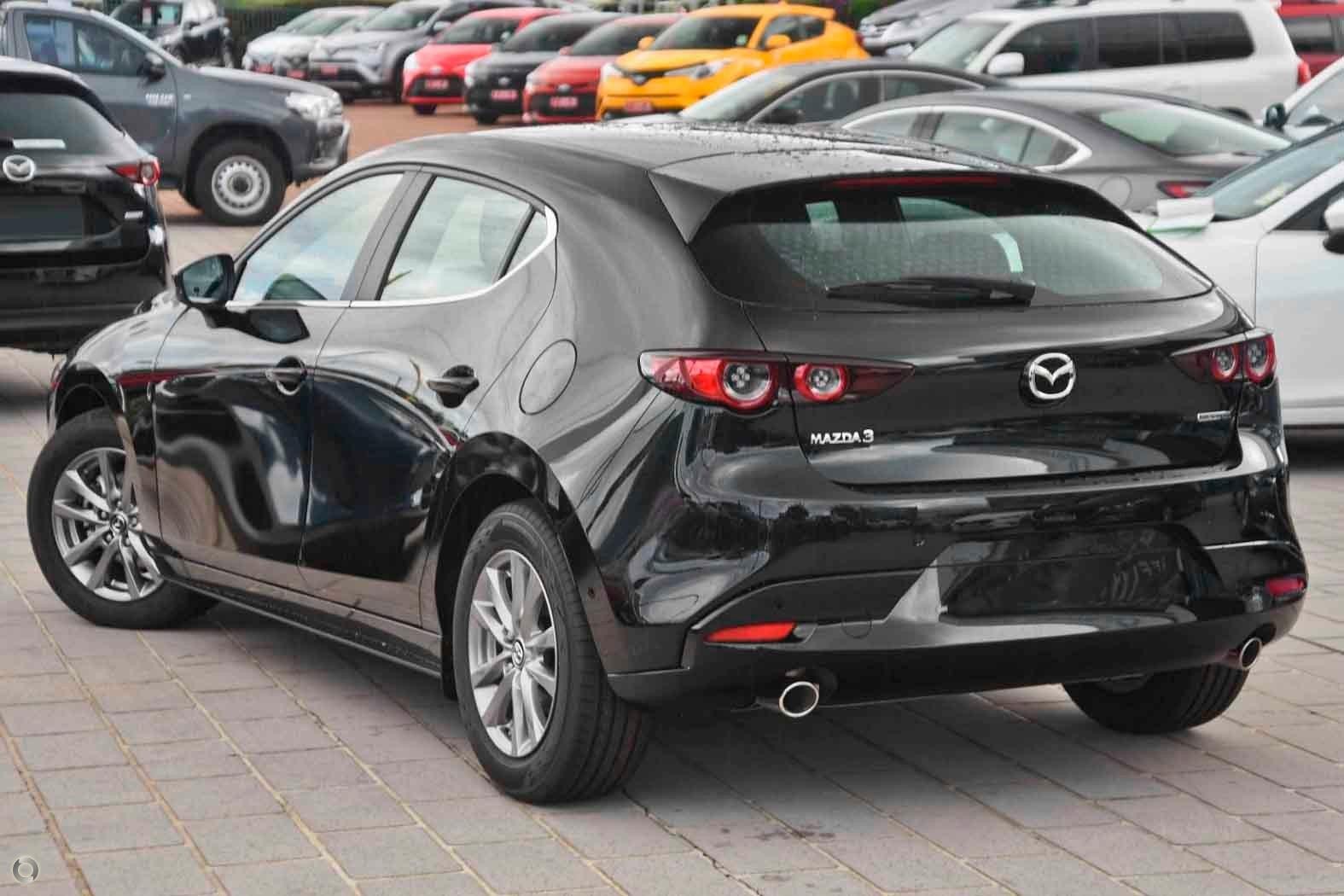 Mazda 3 image 4