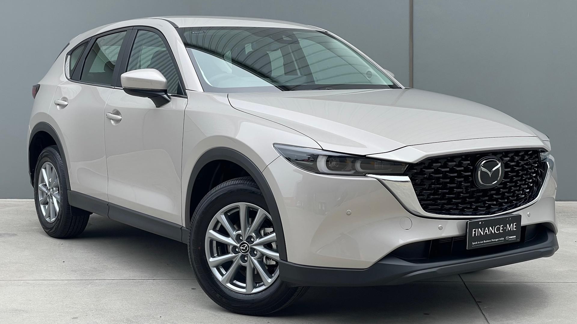 Mazda Cx-5 image 1