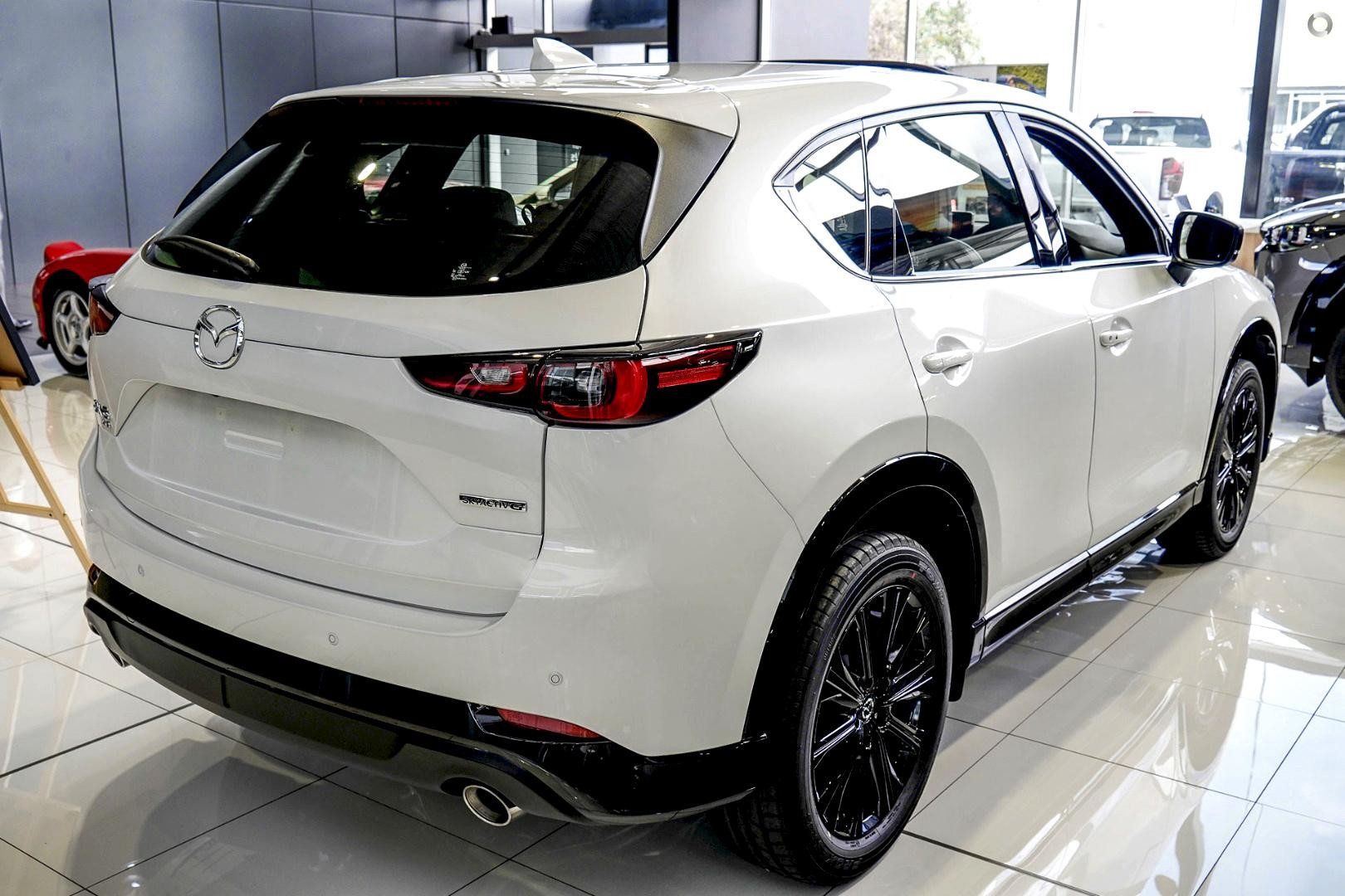 Mazda Cx-5 image 4