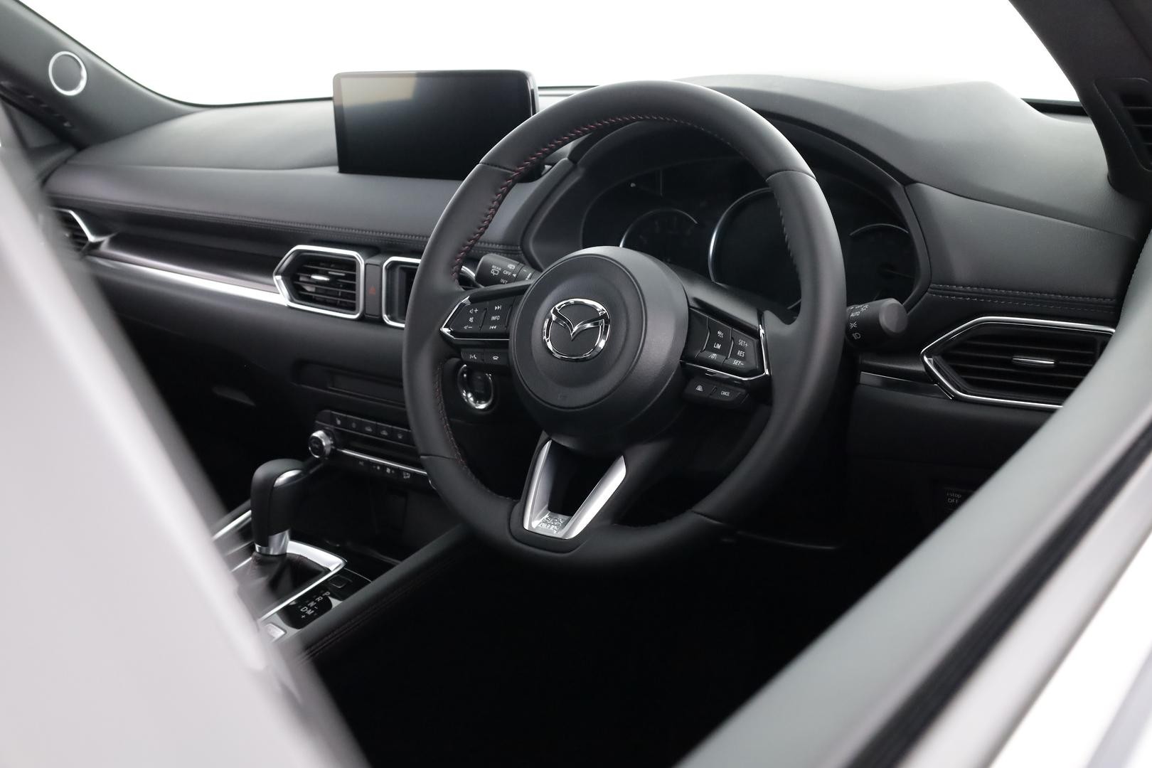 Mazda Cx-5 image 4
