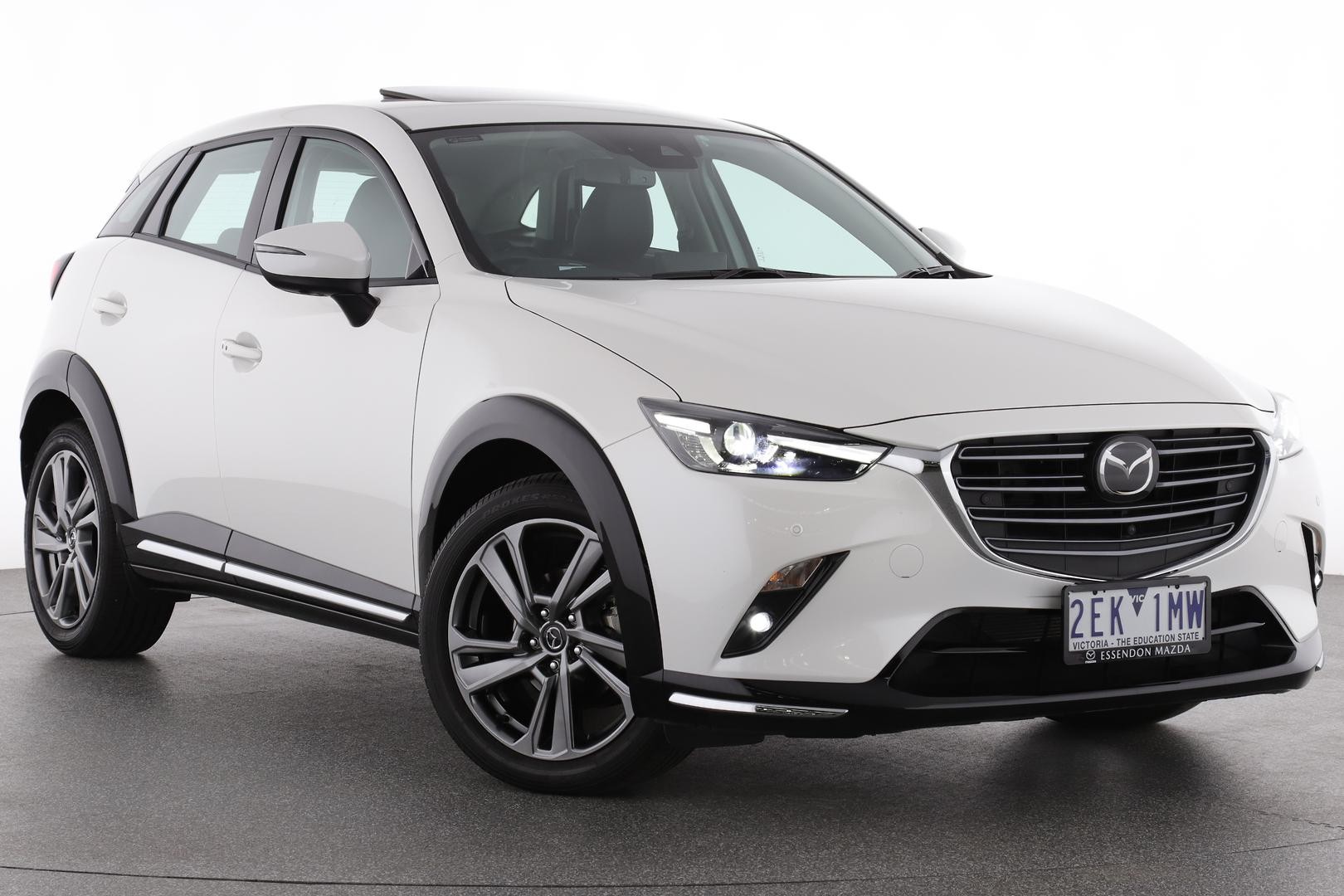 Mazda Cx-3 image 1