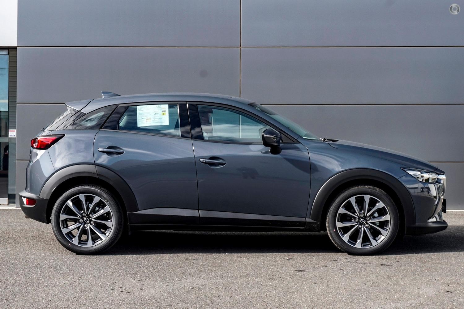 Mazda Cx-3 image 4