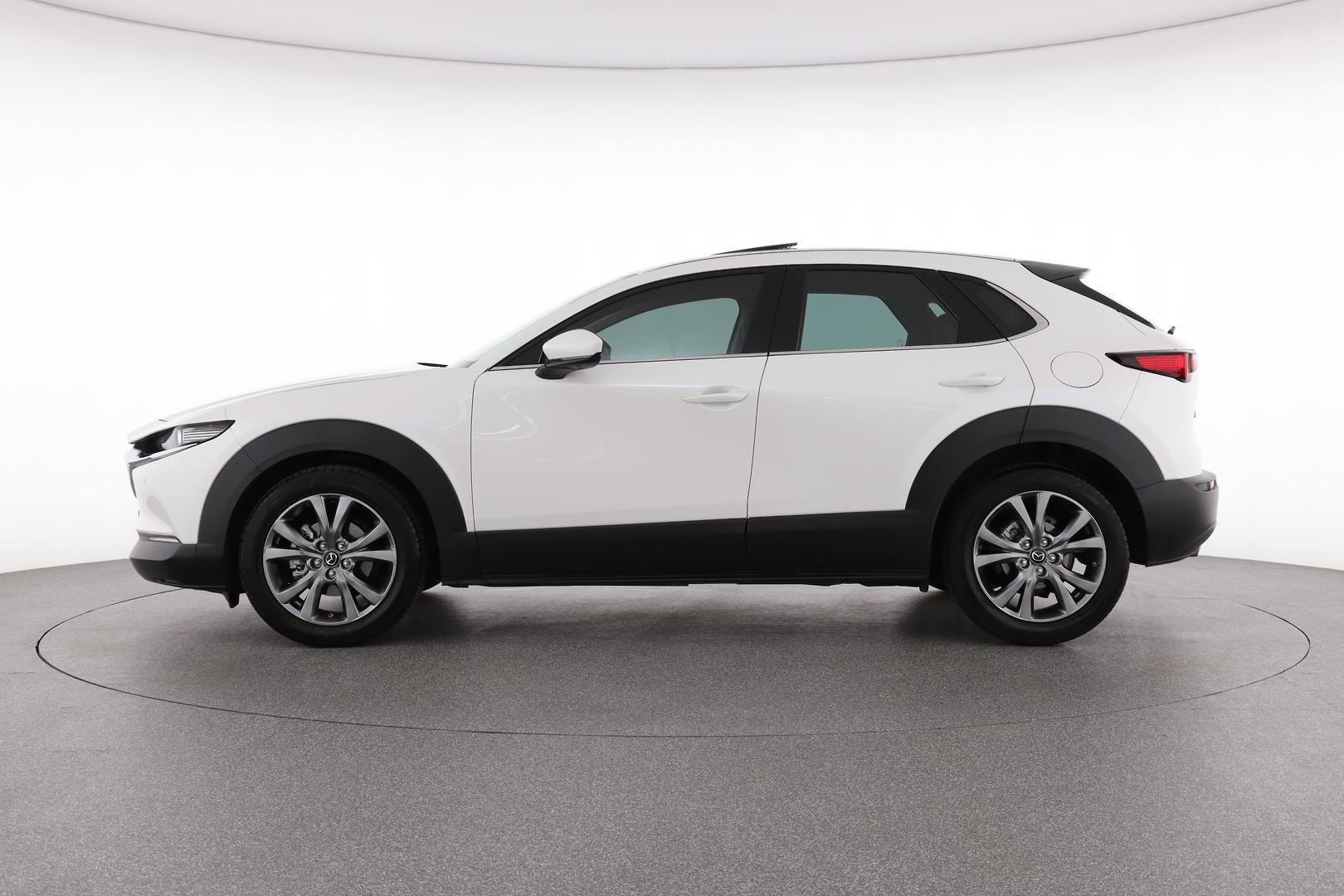 Mazda Cx-30 image 3