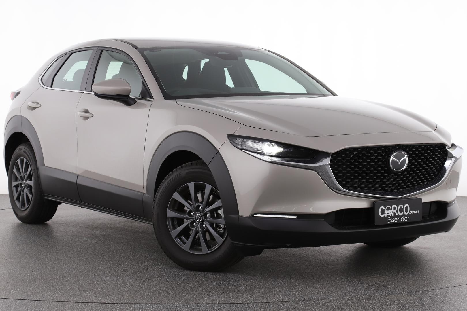 Mazda Cx-30 image 1