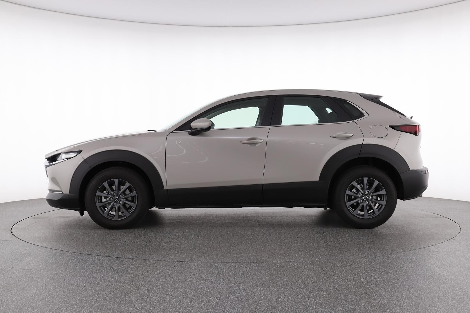 Mazda Cx-30 image 3