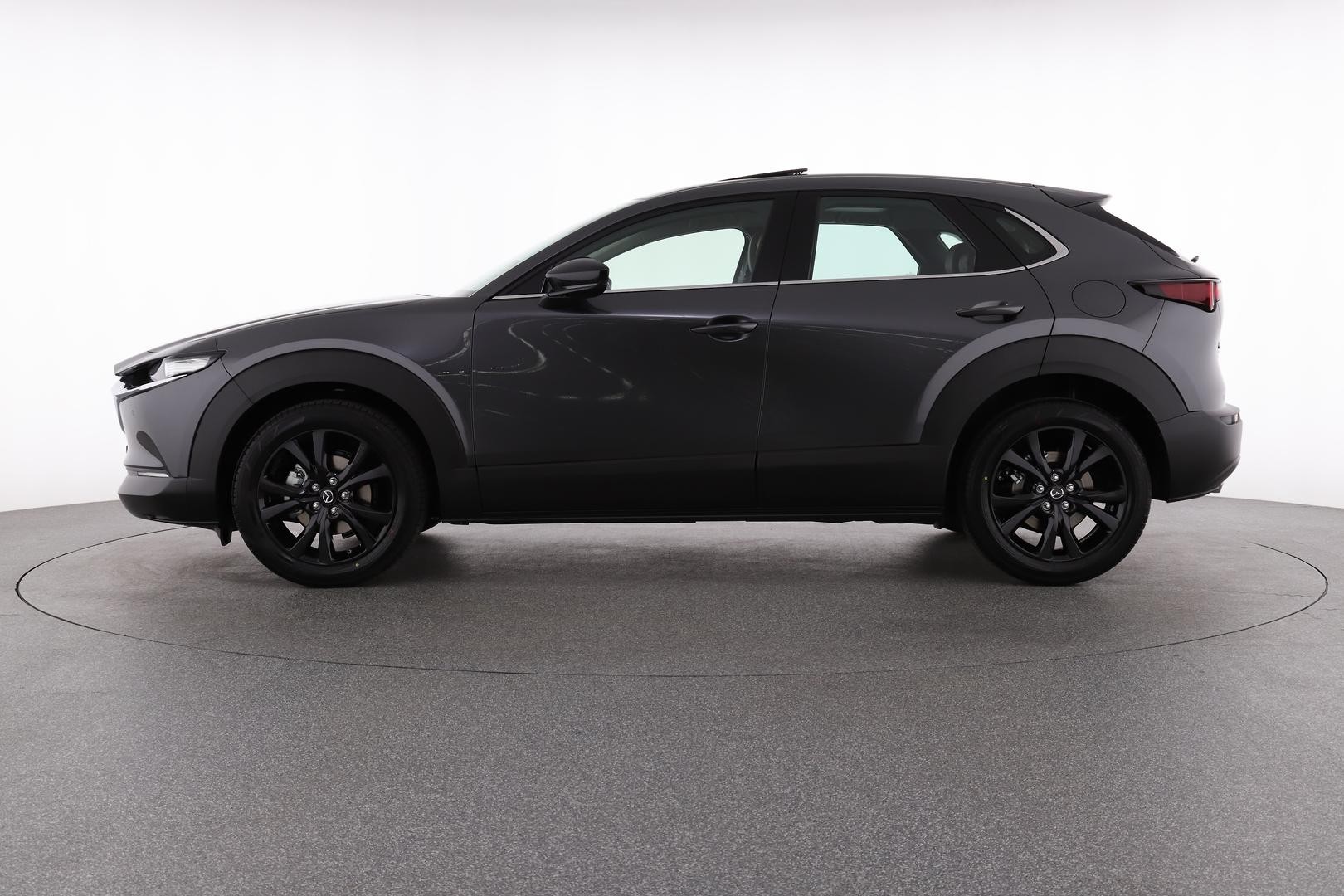 Mazda Cx-30 image 2