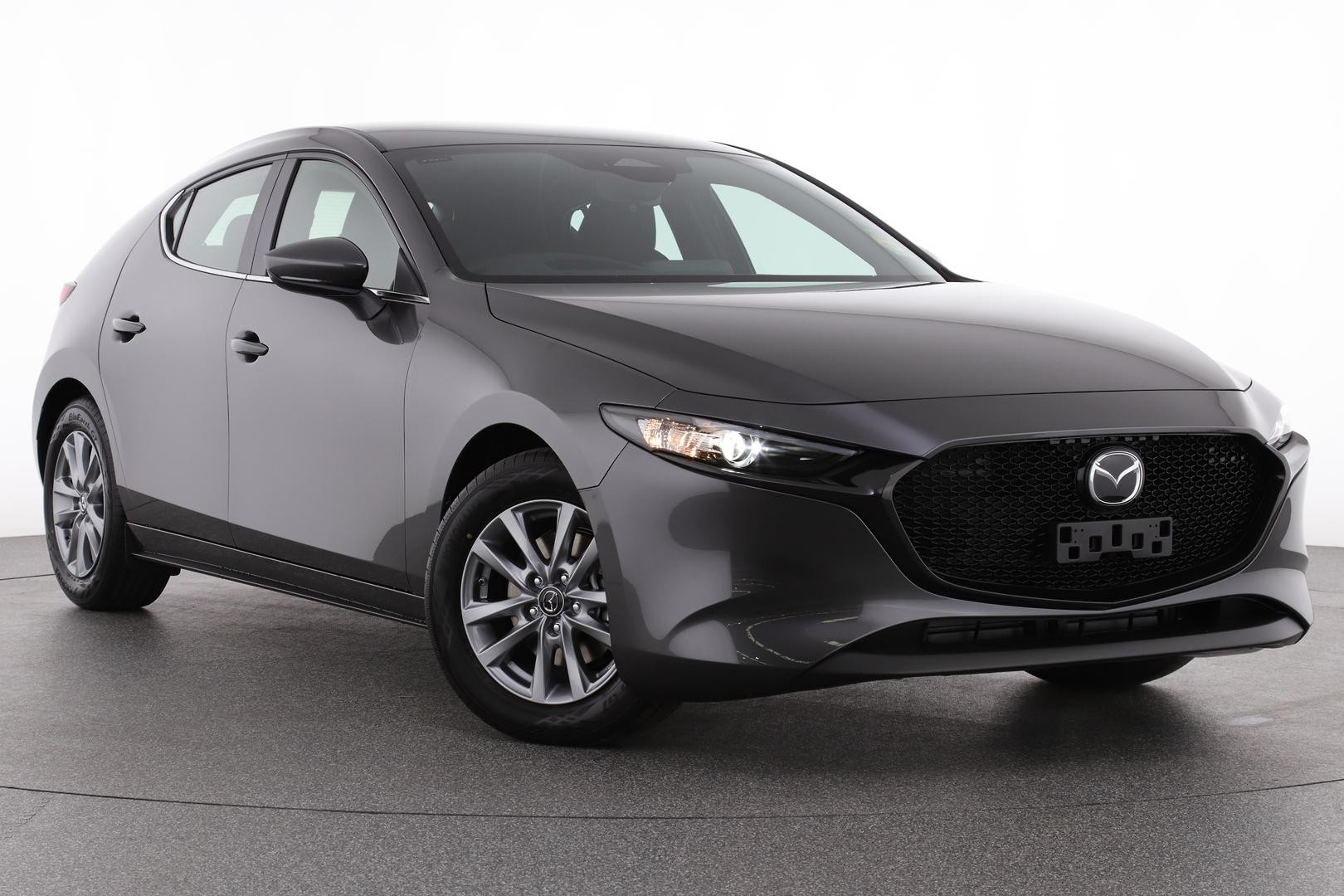Mazda 3 image 1
