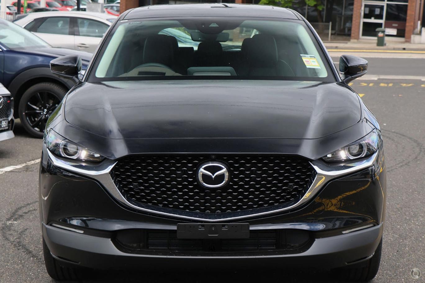 Mazda Cx-30 image 2