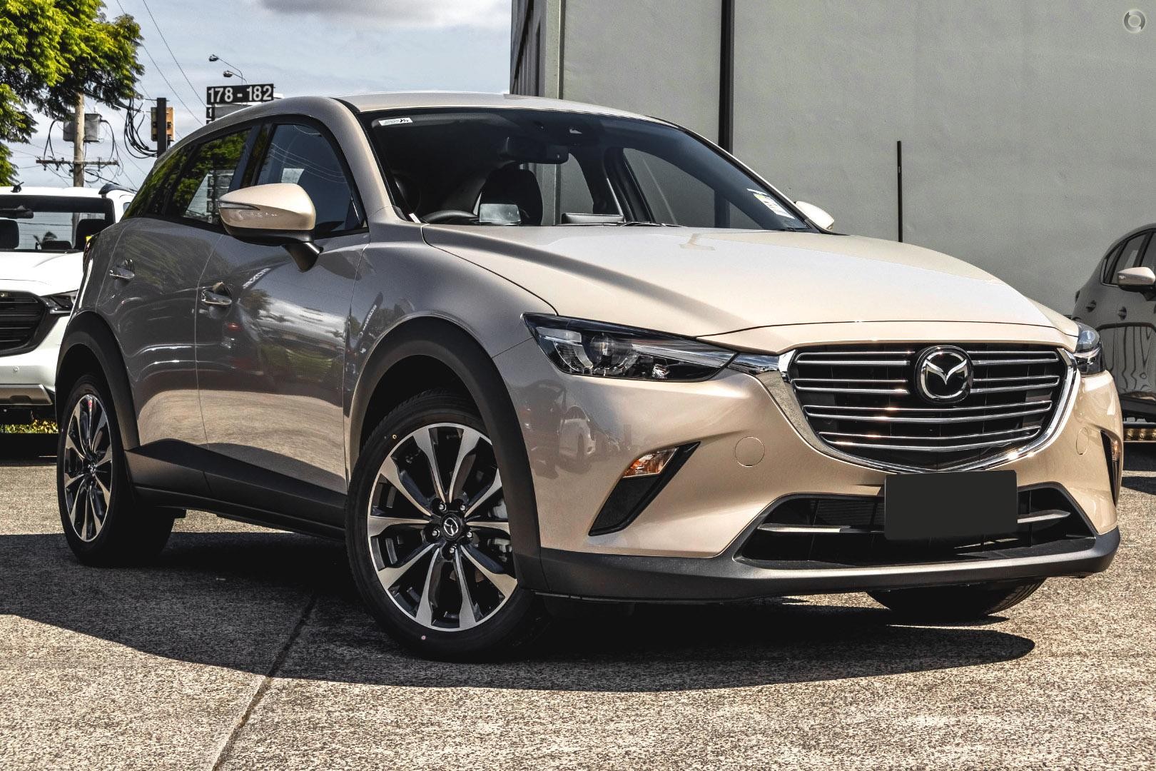 Mazda Cx-3 image 1