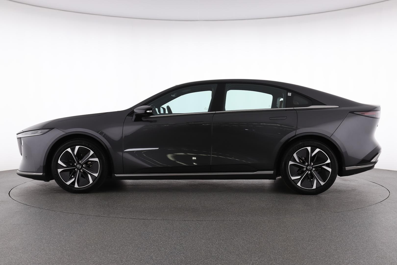 Mazda 6e image 3