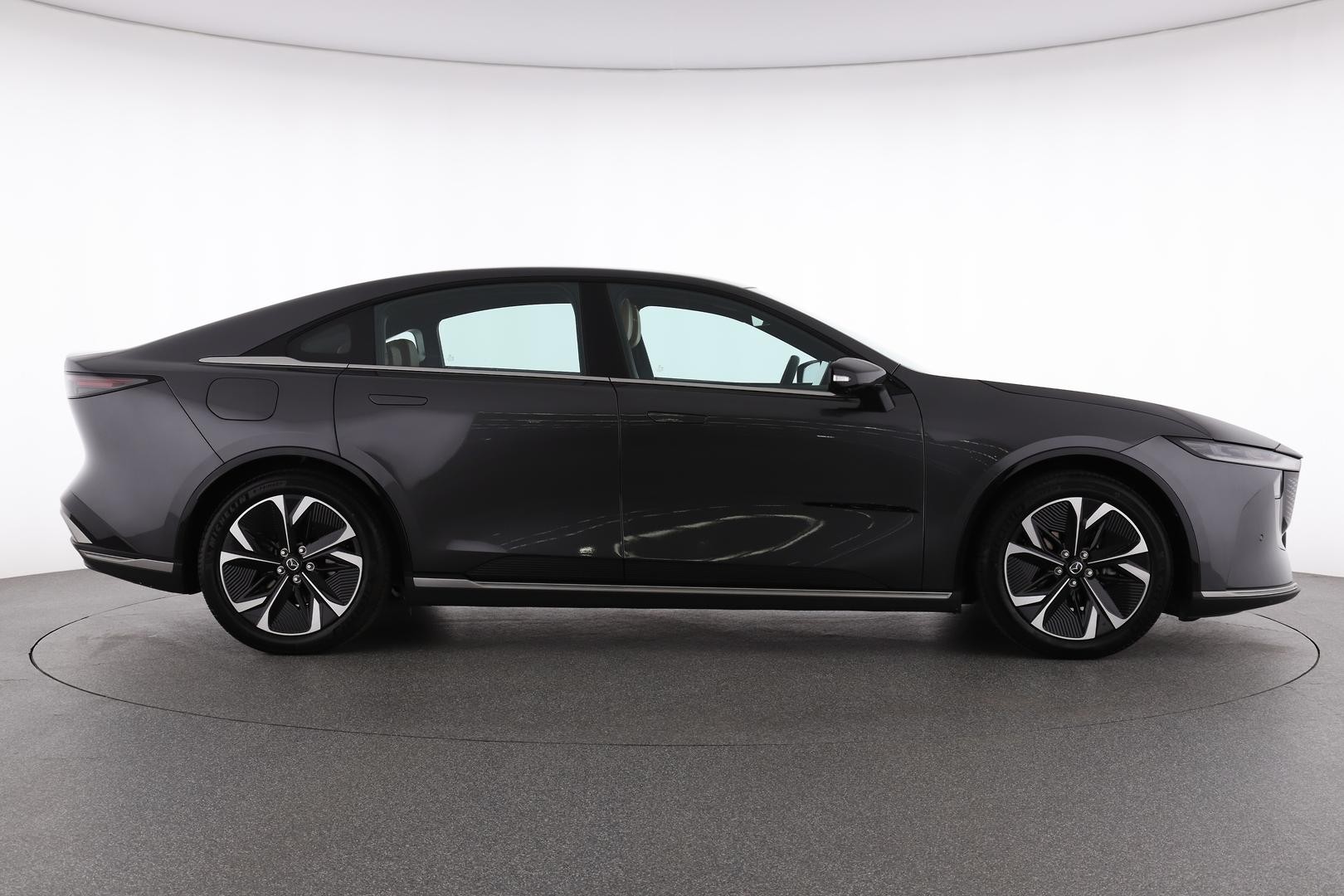 Mazda 6e image 2