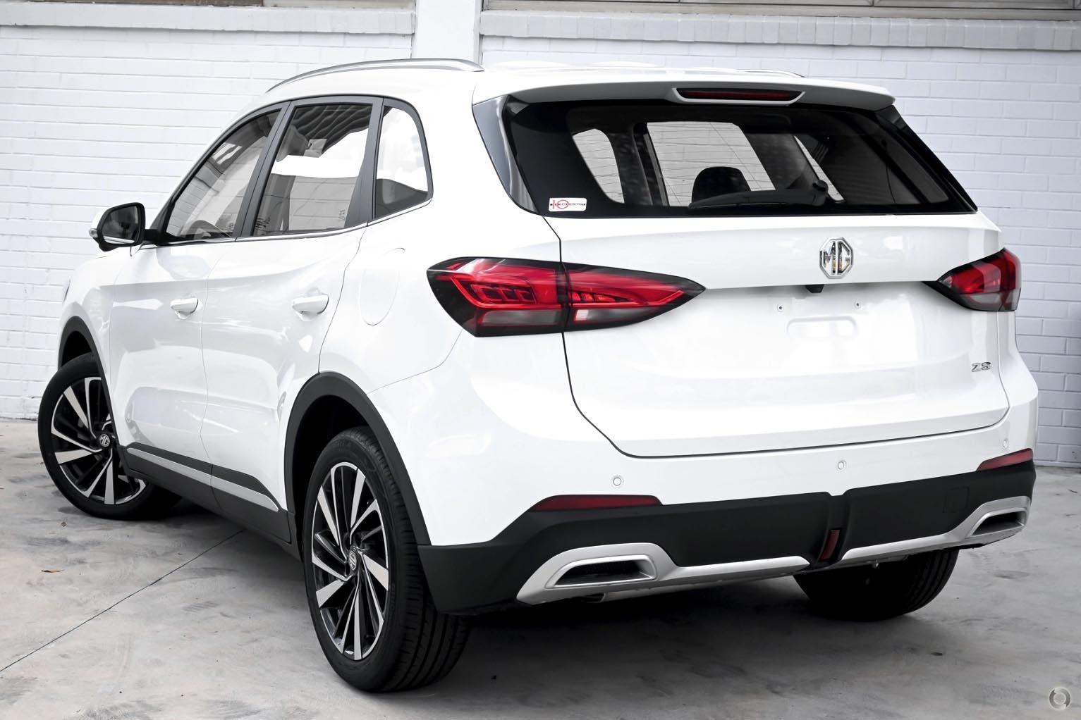 MG Zs image 4