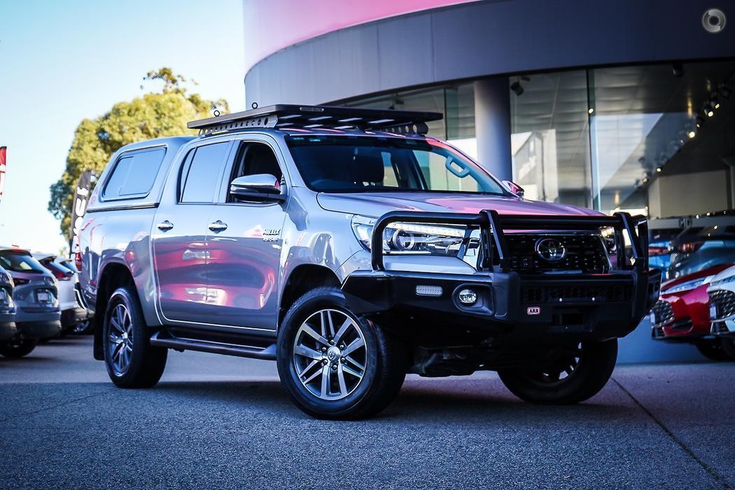 Toyota Hilux image 1