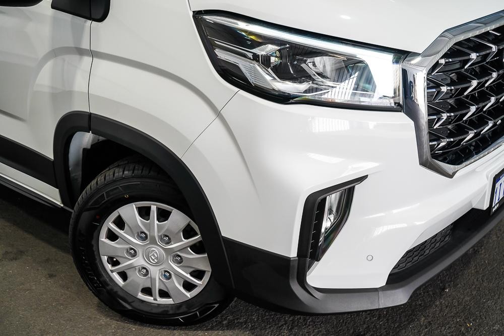 LDV Deliver 9 image 2