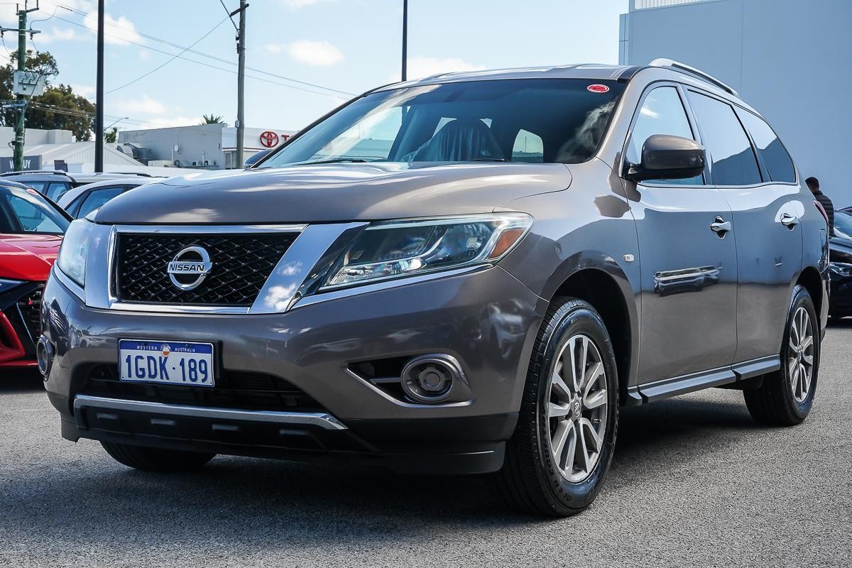 Nissan Pathfinder image 4
