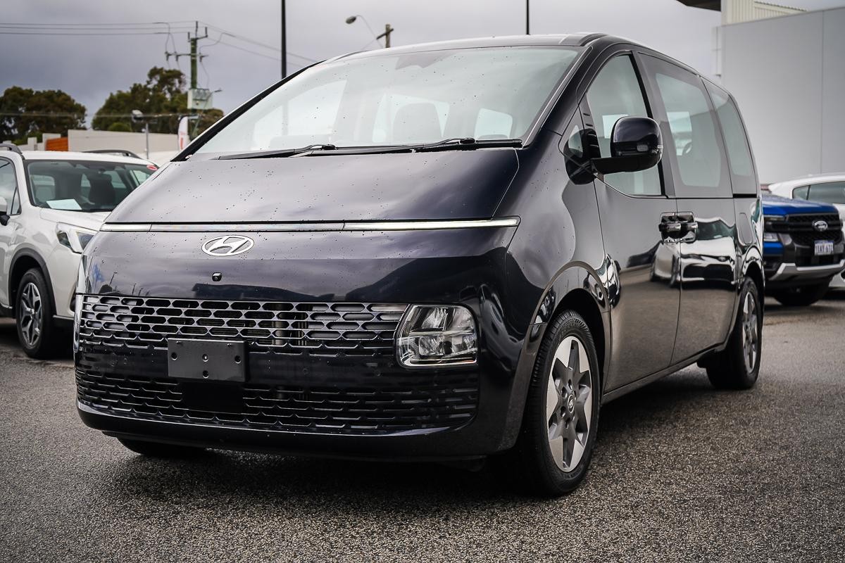 Hyundai Staria image 4