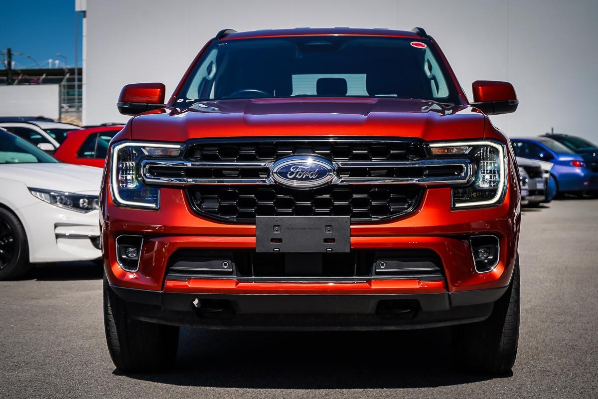 Ford Everest image 3