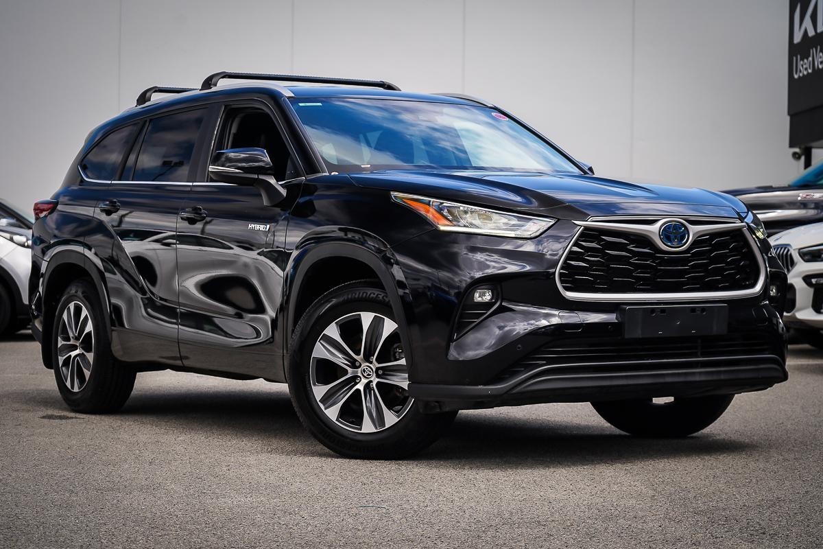 Toyota Kluger image 1