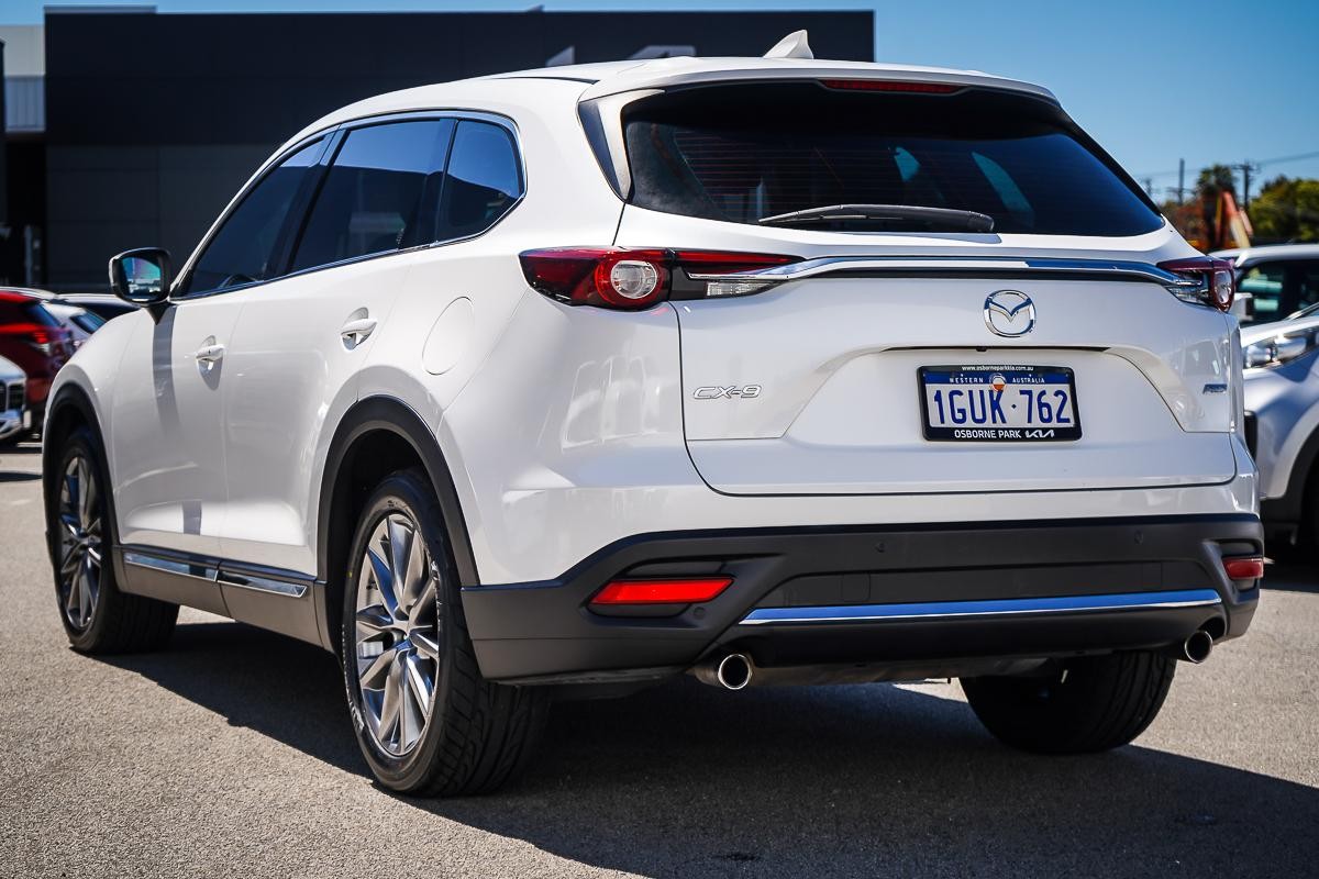 Mazda Cx-9 image 4
