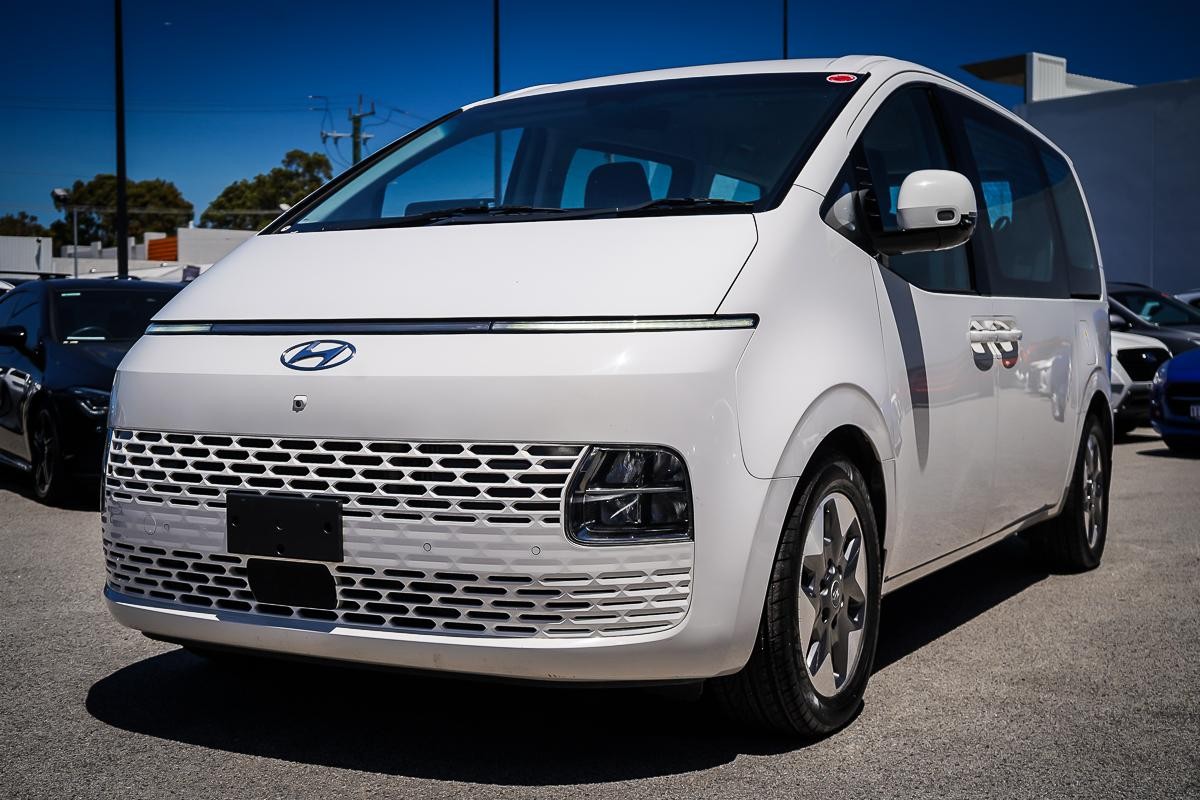 Hyundai Staria image 4