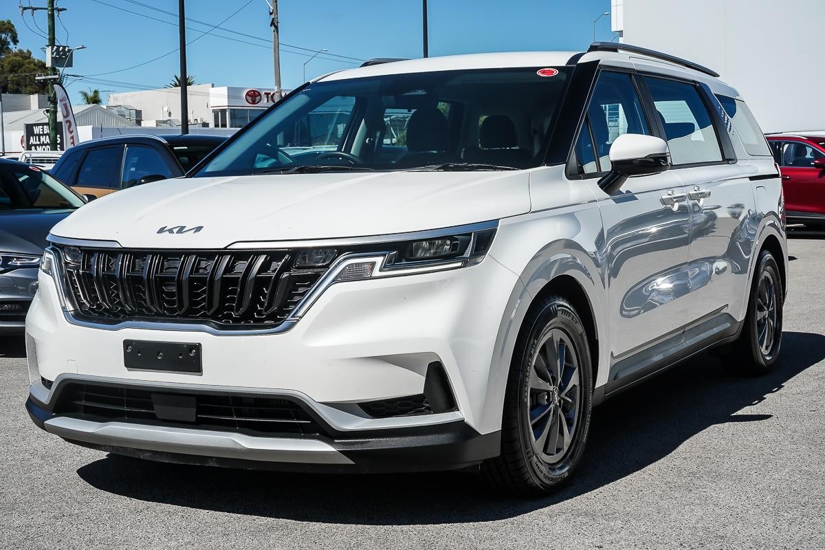 Kia Carnival image 4