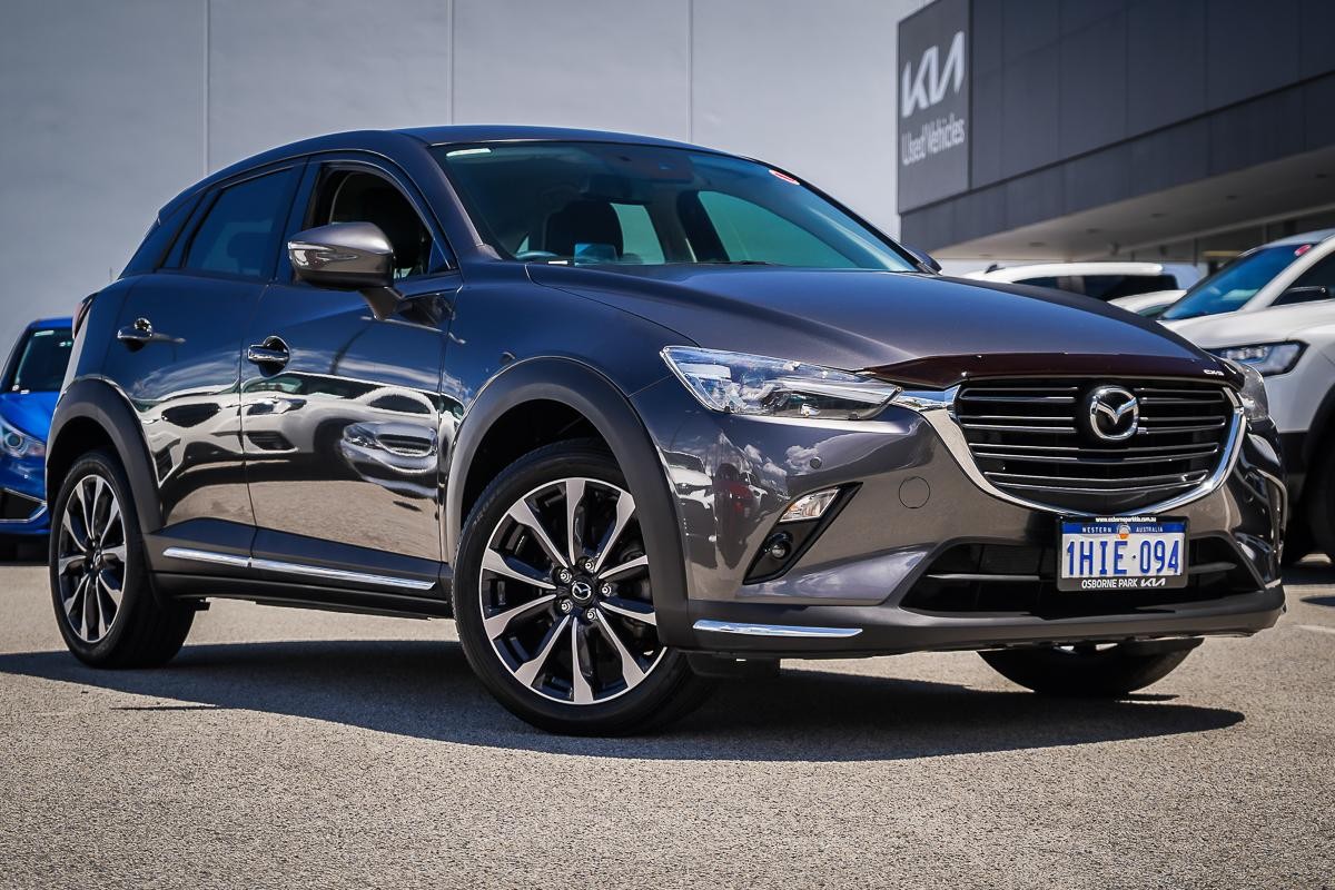 Mazda Cx-3 image 1