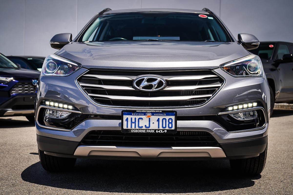 Hyundai Santa Fe image 3