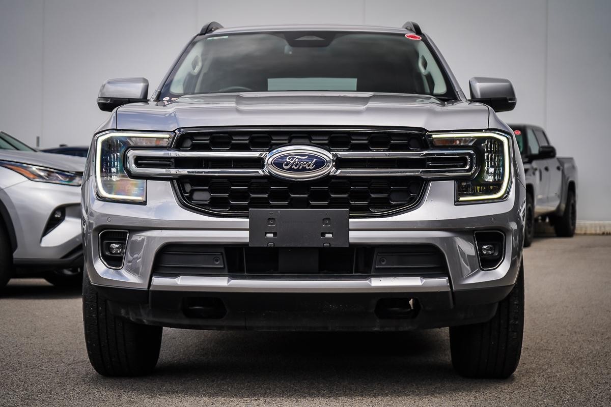 Ford Everest image 3