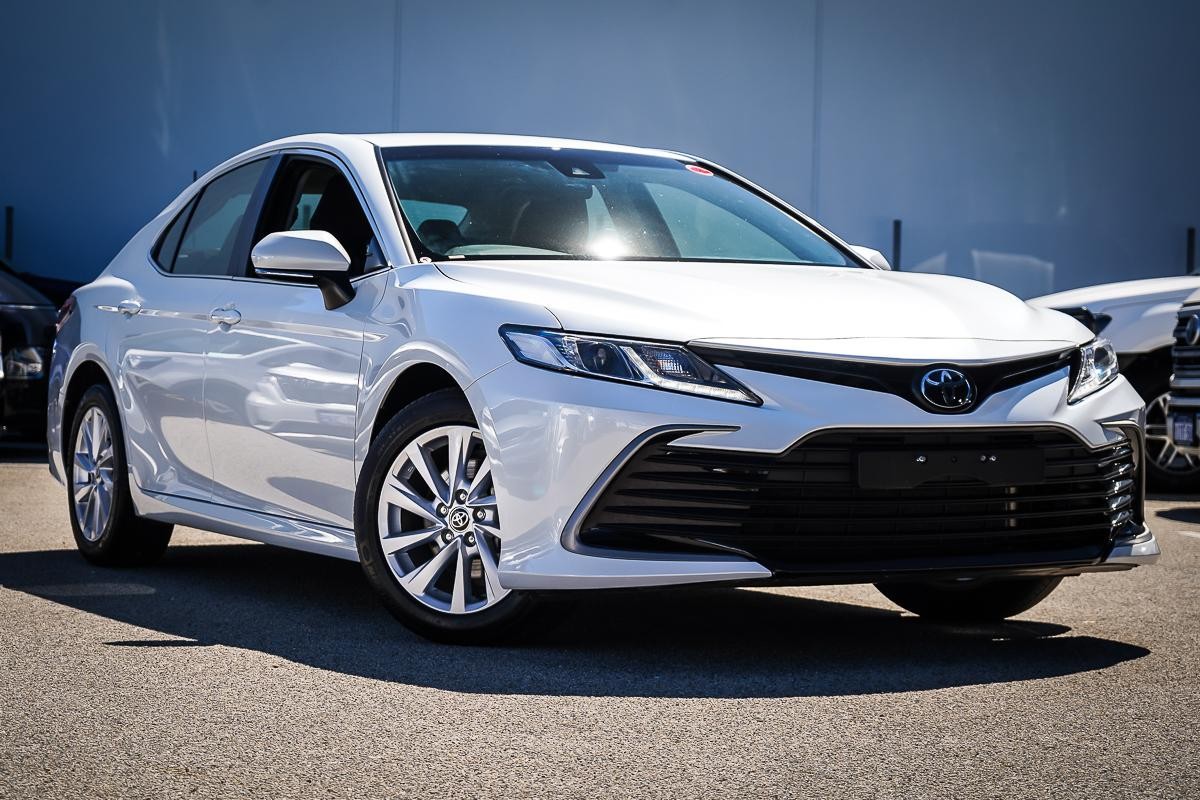 Toyota Camry image 1
