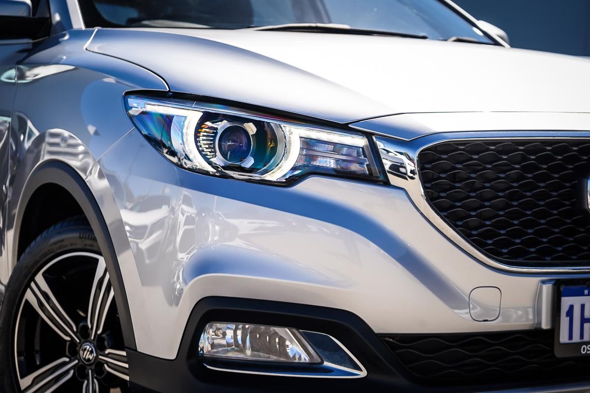MG Zs image 2