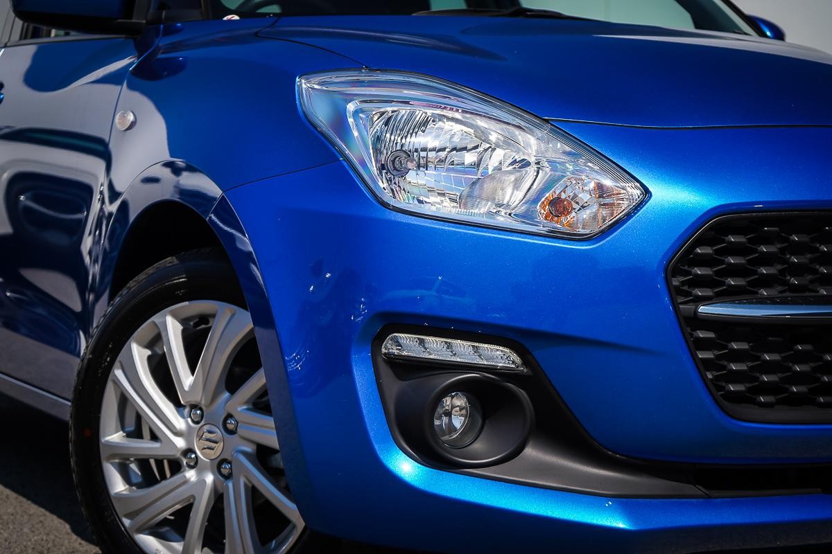 Suzuki Swift image 2