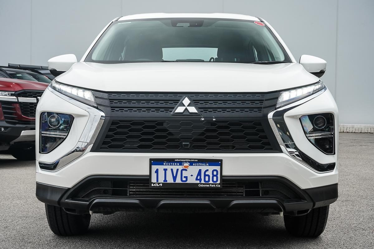 Mitsubishi Eclipse Cross image 3