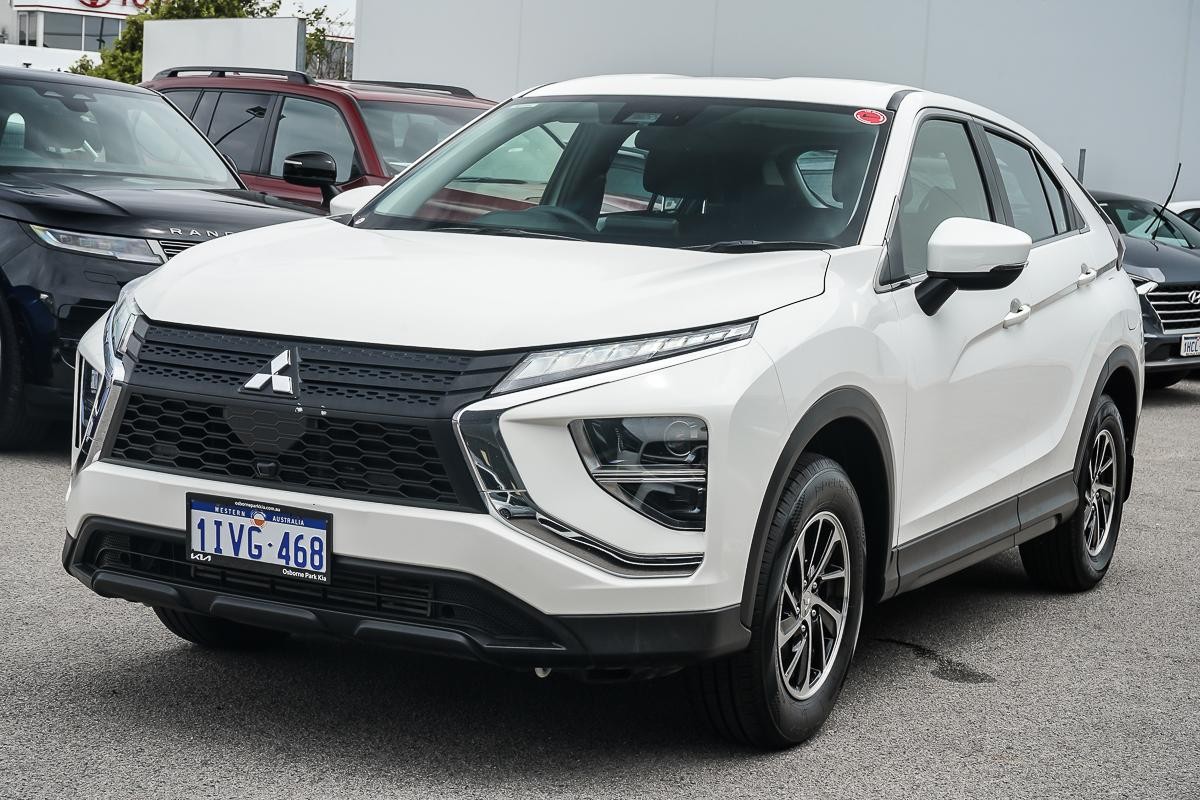 Mitsubishi Eclipse Cross image 4