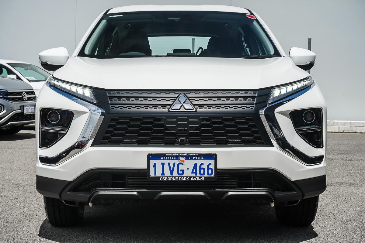 Mitsubishi Eclipse Cross image 3