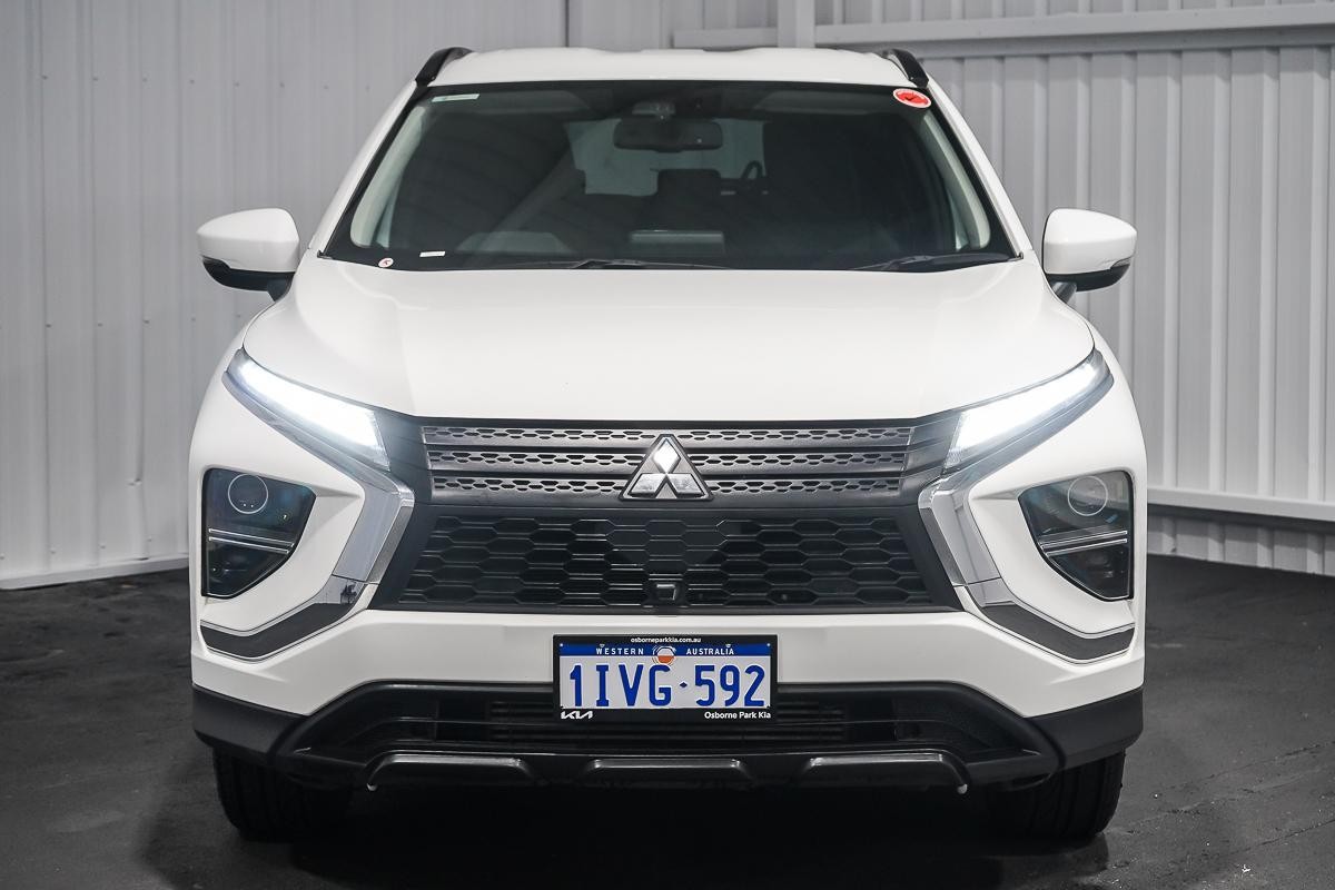 Mitsubishi Eclipse Cross image 3