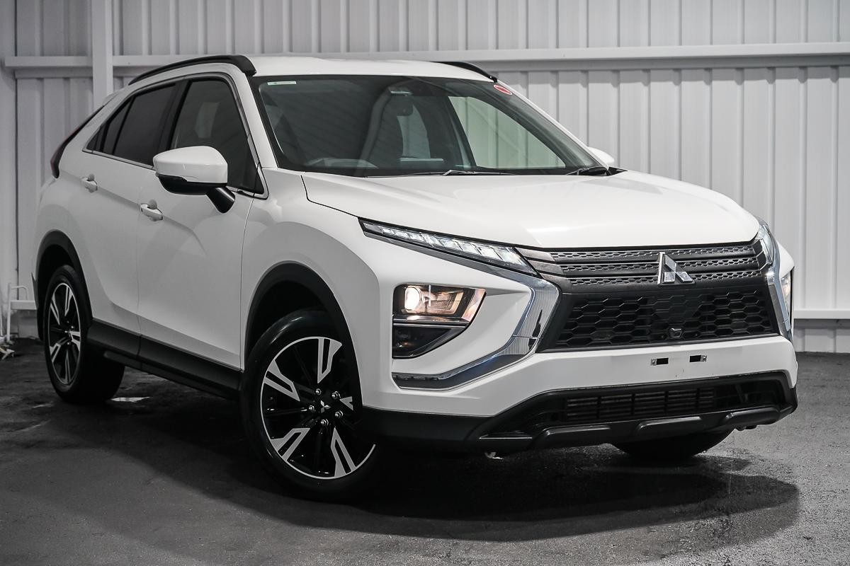 Mitsubishi Eclipse Cross image 1