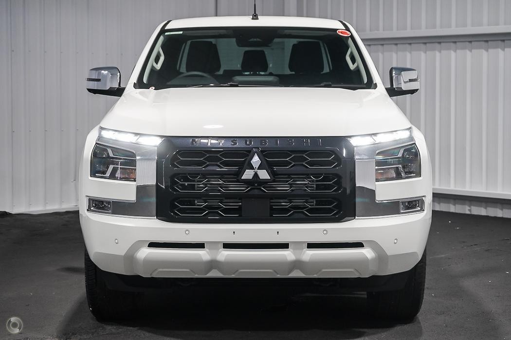 Mitsubishi Triton image 3