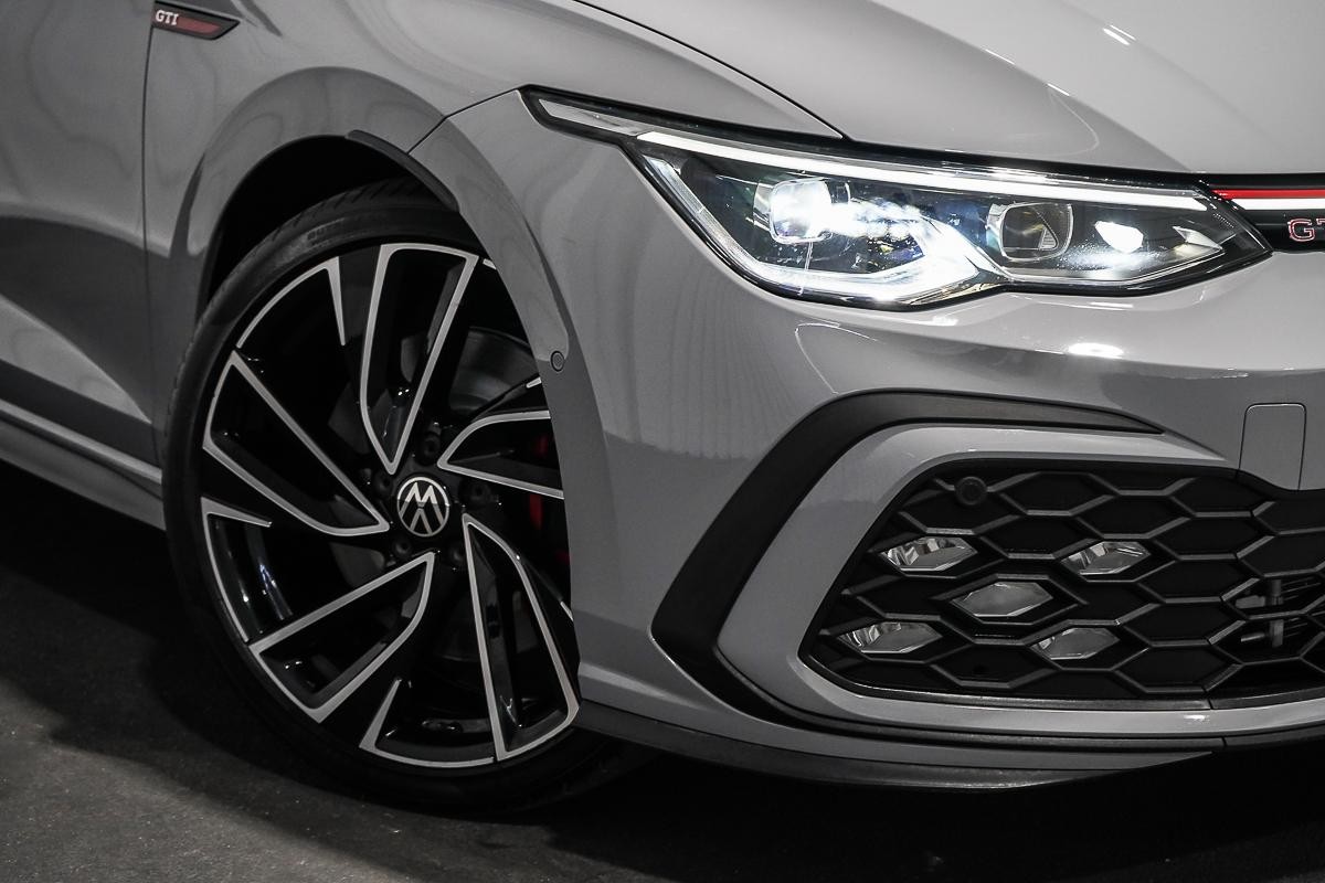 Volkswagen Golf image 2