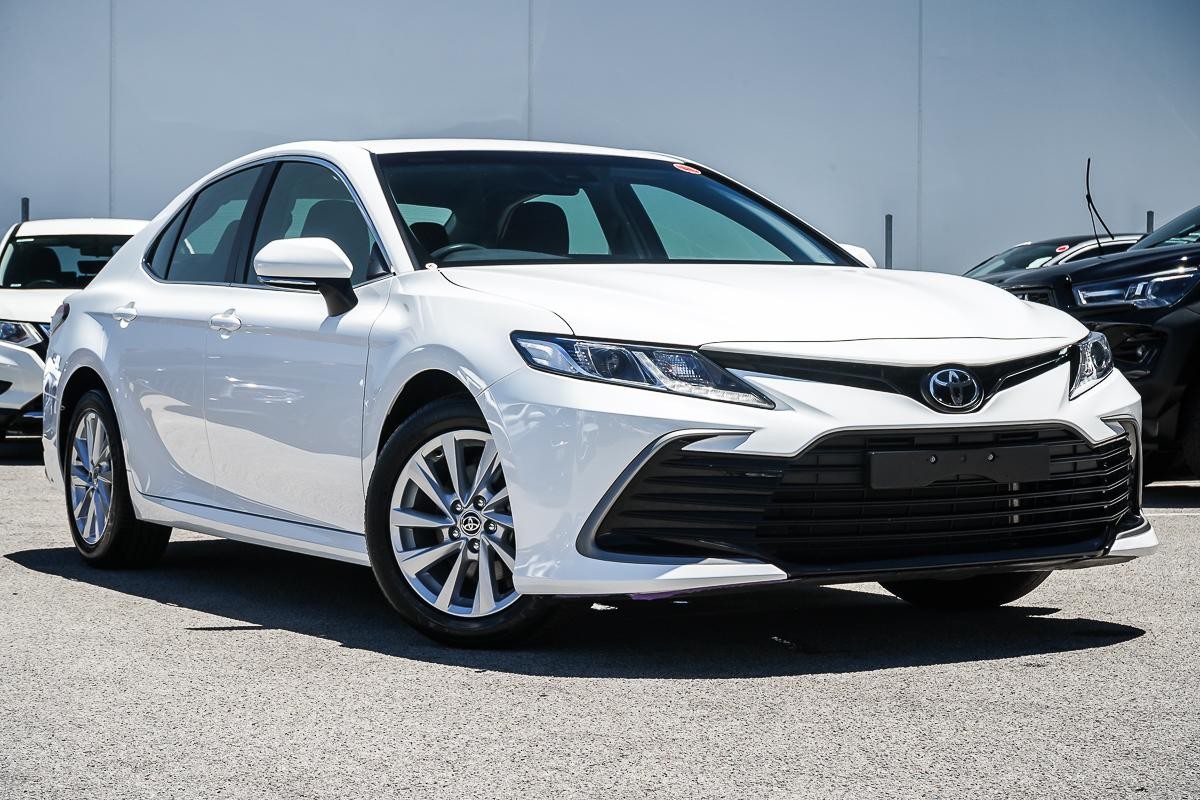 Toyota Camry image 1