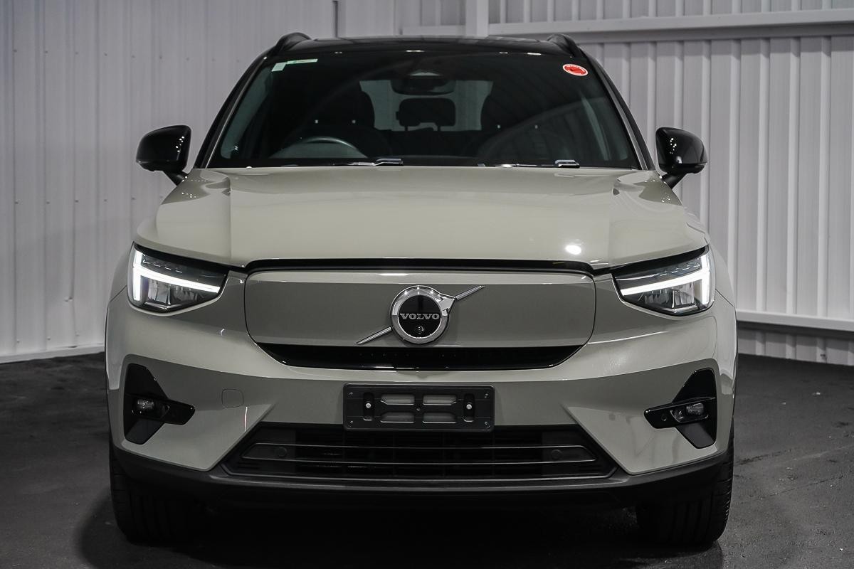 Volvo Xc40 image 3