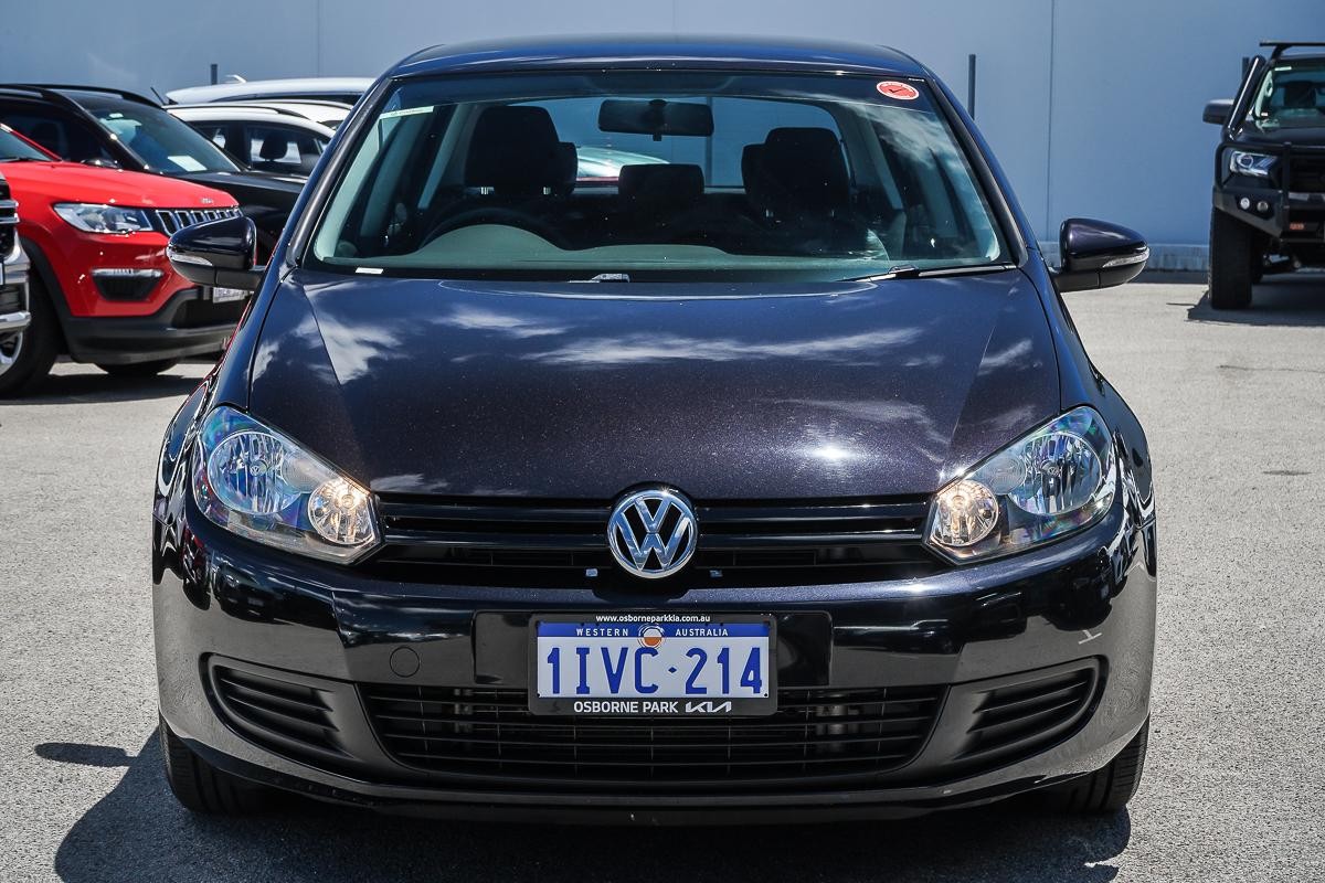 Volkswagen Golf image 3