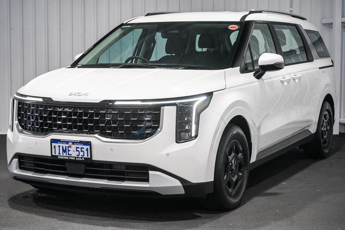 Kia Carnival image 4