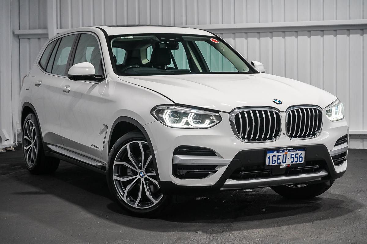 BMW X3 image 1