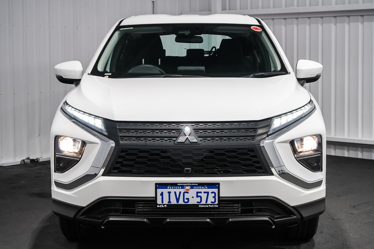 Mitsubishi Eclipse Cross image 3