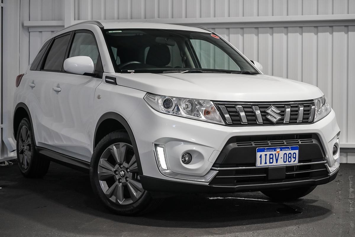 Suzuki Vitara image 1