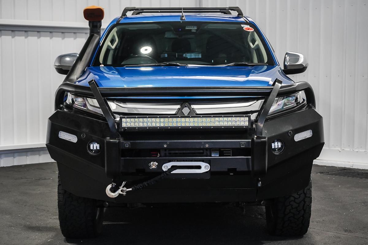 Mitsubishi Triton image 3