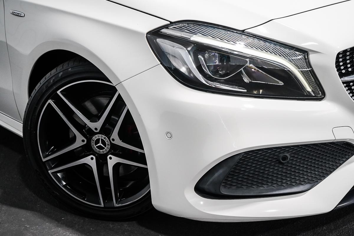 Mercedes Benz A-class image 2