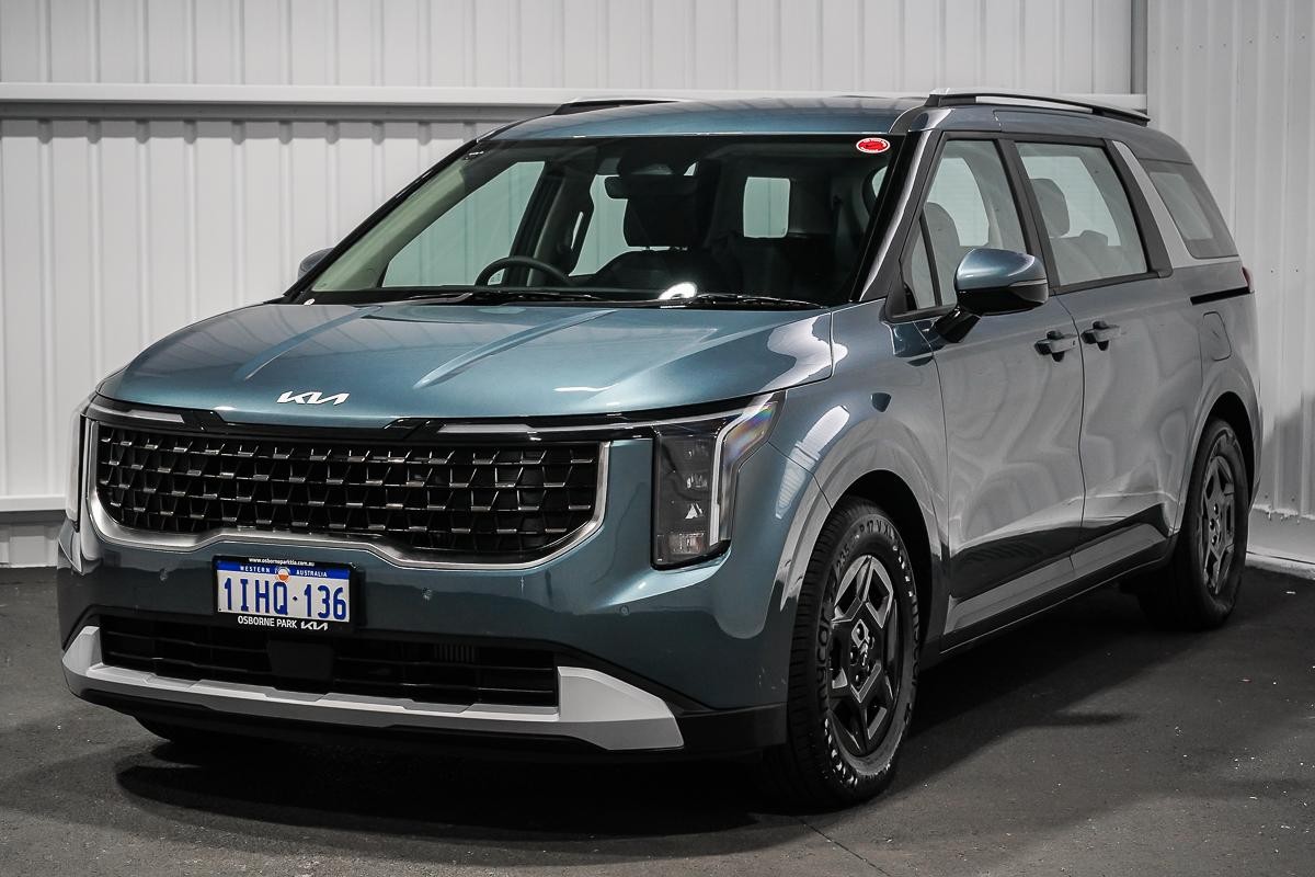 Kia Carnival image 4