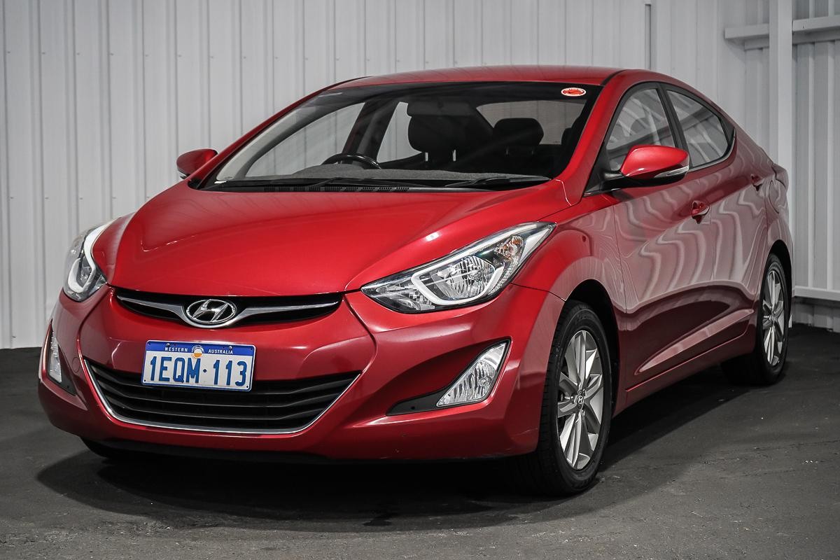 Hyundai Elantra image 4
