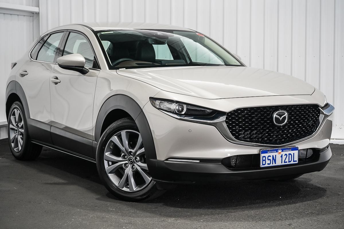 Mazda Cx-30 image 1